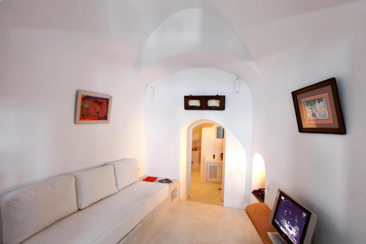 Ferienwohnung Menias Cave House Ia Zimmer foto